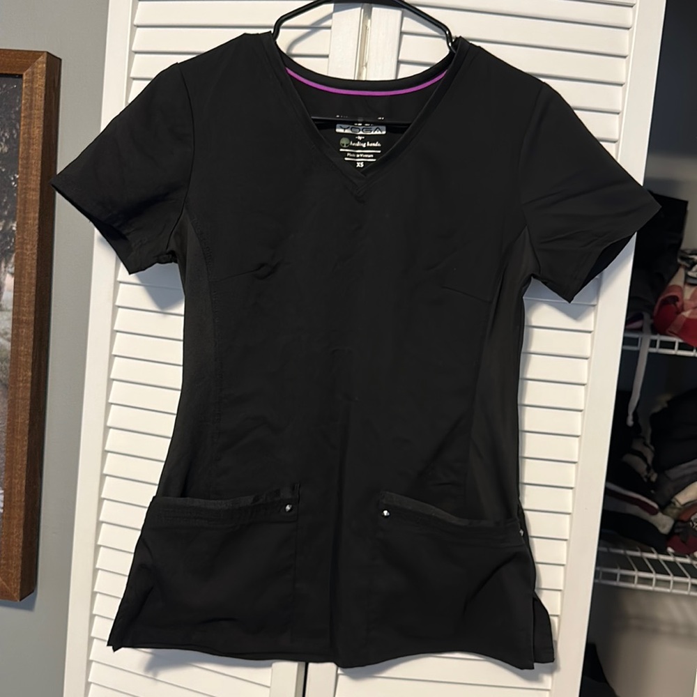 Juliet V-Neck Neck Knit Panel Top scrub